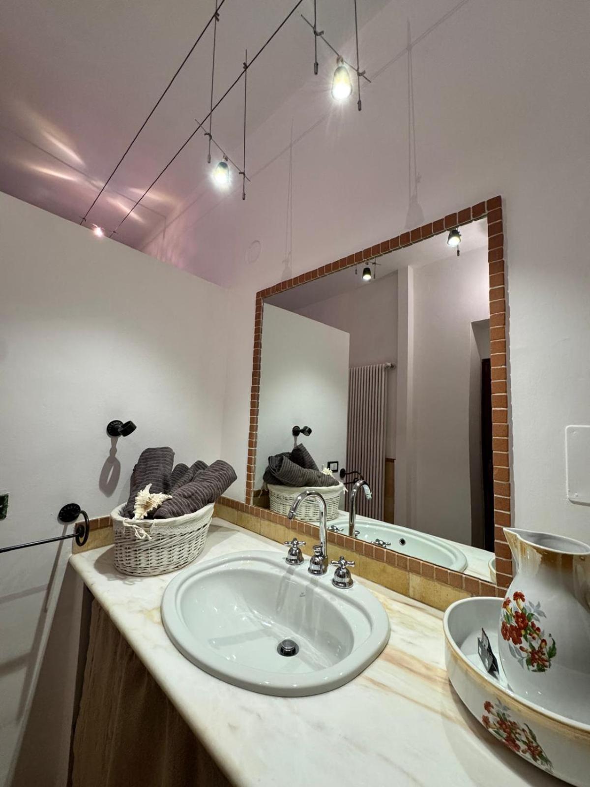 Al Riccio Bed & Breakfast Cocconato Luaran gambar