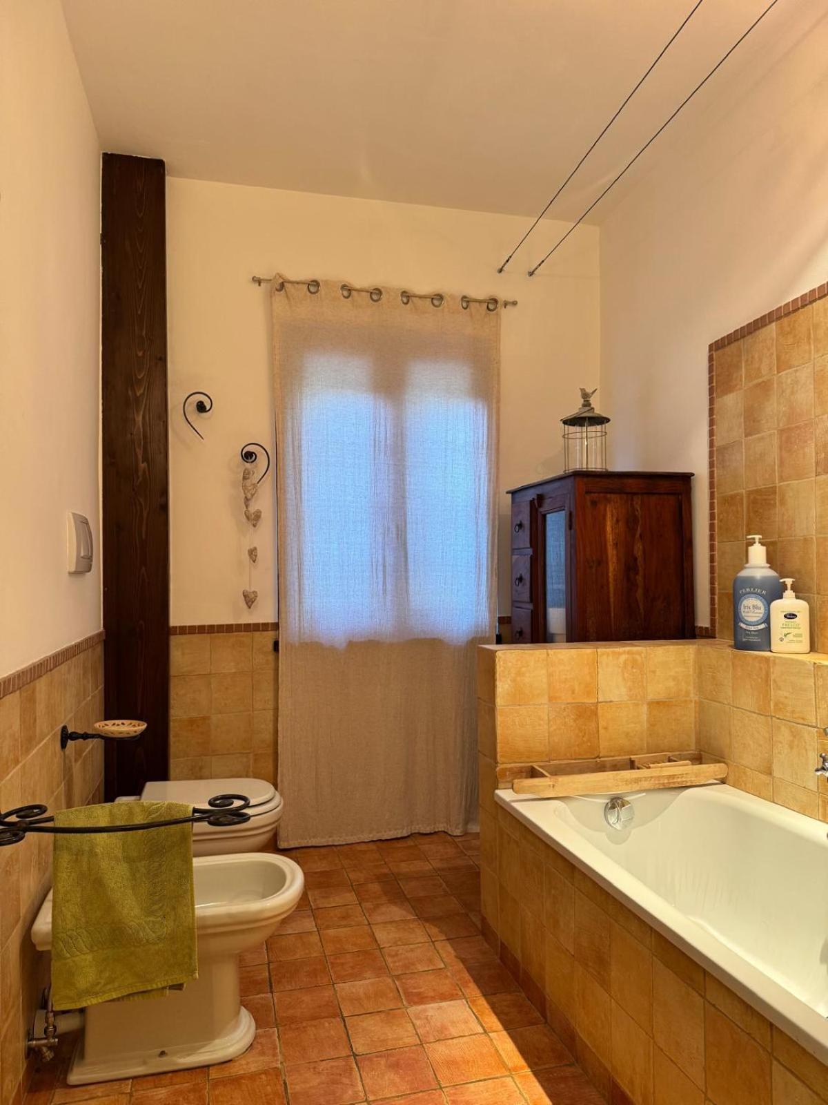 Al Riccio Bed & Breakfast Cocconato Luaran gambar